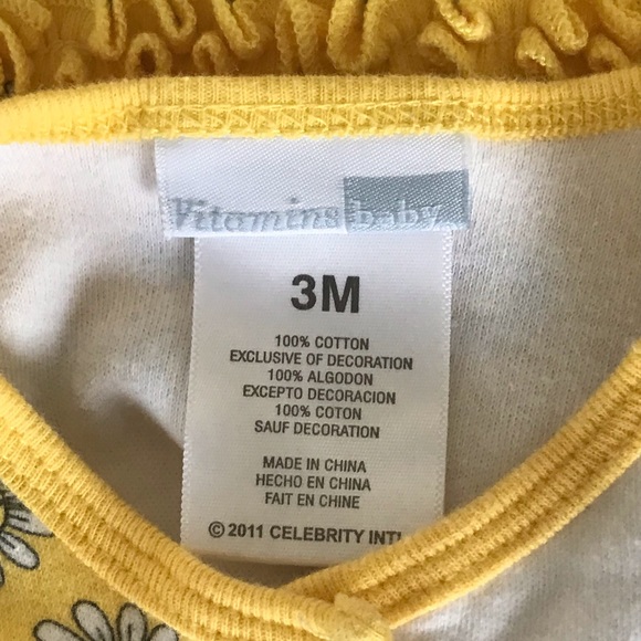 Baby Girl Romper by Vitamins Baby (3 months) - Picture 3 of 4